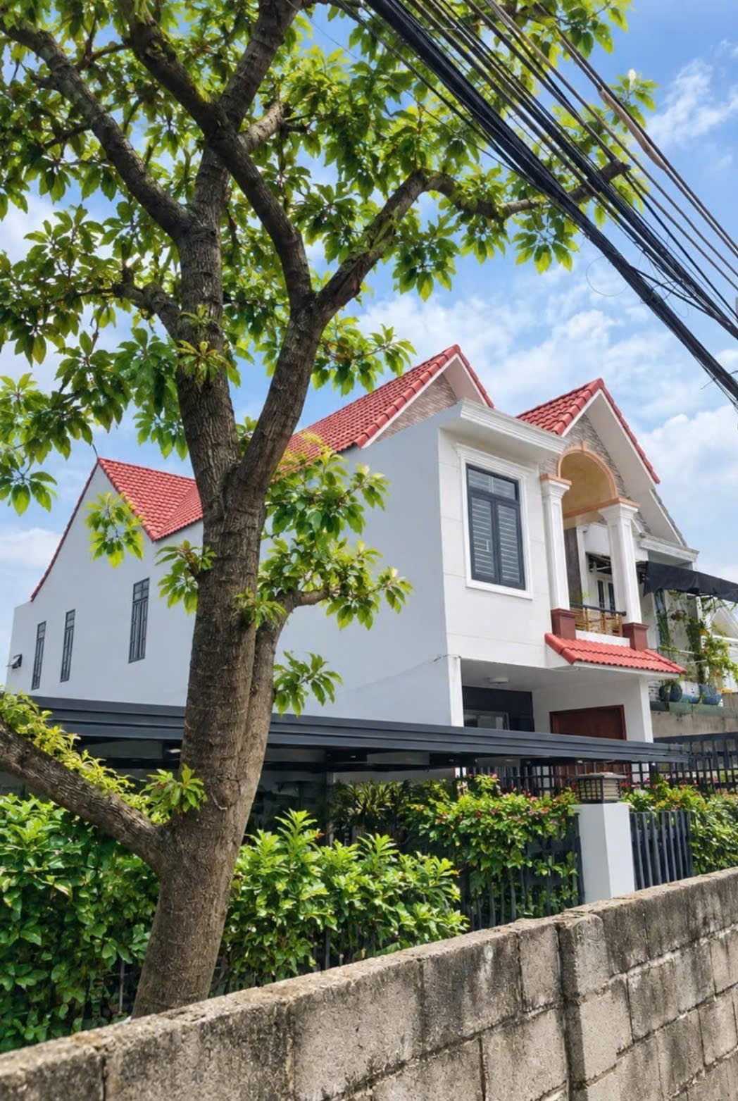 Nhà mái thái Đẹp gần ngã ba Cây Điệp, Dĩ An 